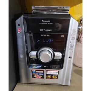Panasonic 5 Disk CD Changer & Cassette Tape Stereo Boombox SA AK240